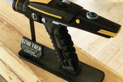 Star Trek Discovery Phaser mit Standfuß